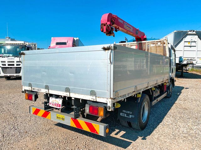 いすゞエルフユニック4段小型（2t・3t）[写真02]