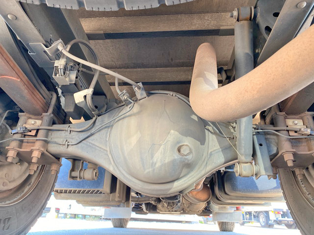 いすゞエルフユニック4段小型（2t・3t）[写真25]