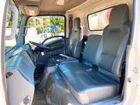 いすゞエルフユニック4段小型（2t・3t）[写真32]