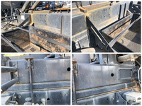 三菱ふそうファイターアームロール中型（4t）[写真19]