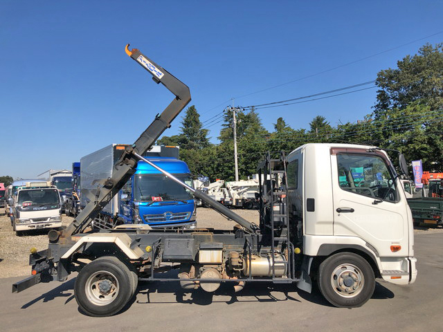 三菱ふそうファイターアームロール中型（4t）[写真06]