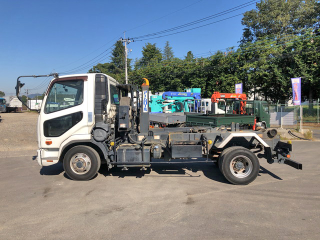 三菱ふそうファイターアームロール中型（4t）[写真07]