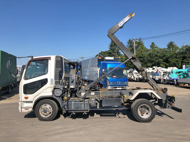 三菱ふそうファイターアームロール中型（4t）[写真08]