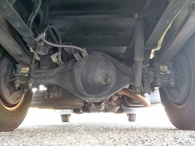 いすゞエルフ冷凍車（冷蔵車）小型（2t・3t）[写真26]