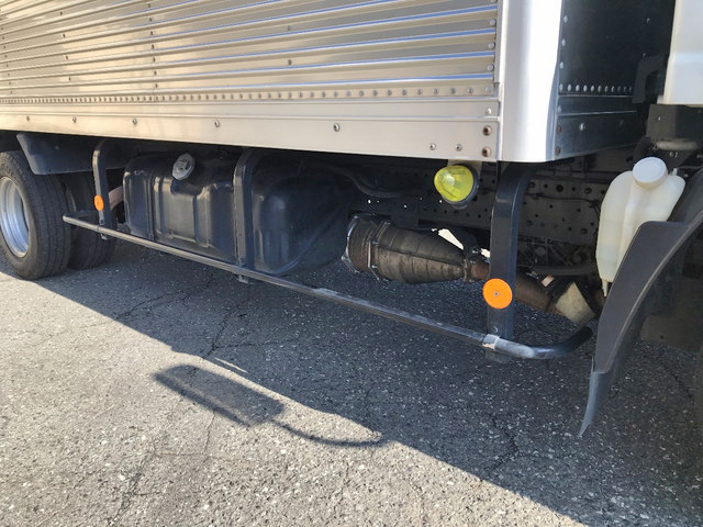 いすゞエルフアルミバン小型（2t・3t）[写真19]