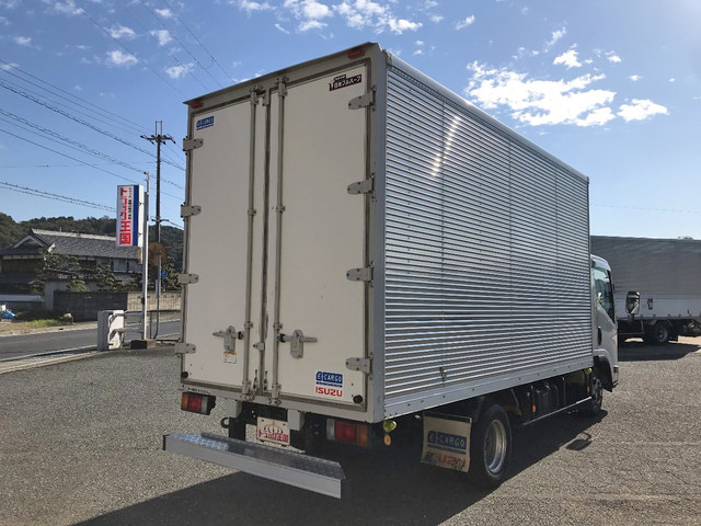 いすゞエルフアルミバン小型（2t・3t）[写真02]