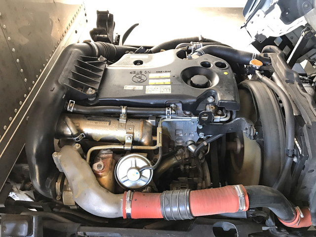 いすゞエルフアルミバン小型（2t・3t）[写真28]