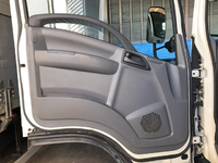 いすゞエルフアルミバン小型（2t・3t）[写真31]