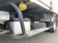 いすゞエルフアルミバン小型（2t・3t）[写真21]