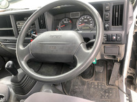 いすゞエルフアルミバン小型（2t・3t）[写真34]