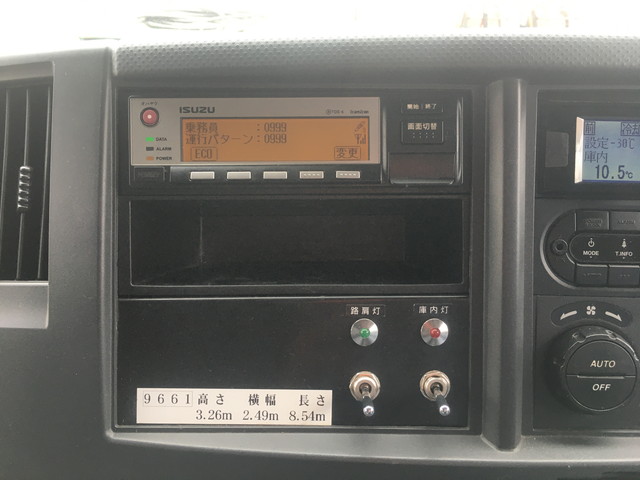 いすゞフォワード冷凍車（冷蔵車）中型（4t）[写真34]