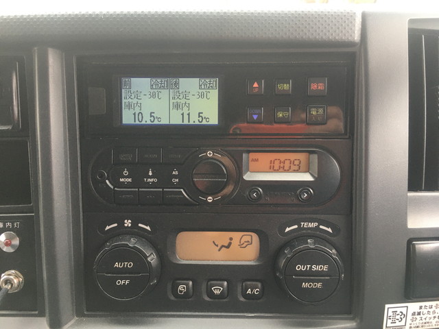 いすゞフォワード冷凍車（冷蔵車）中型（4t）[写真35]