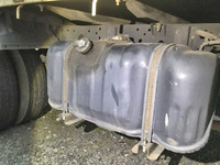 いすゞエルフ平ボディ小型（2t・3t）[写真19]