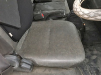 いすゞエルフ平ボディ小型（2t・3t）[写真21]