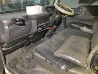 いすゞエルフ平ボディ小型（2t・3t）[写真22]