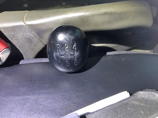 いすゞエルフ平ボディ小型（2t・3t）[写真24]