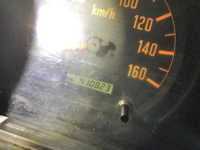 いすゞエルフ平ボディ小型（2t・3t）[写真27]