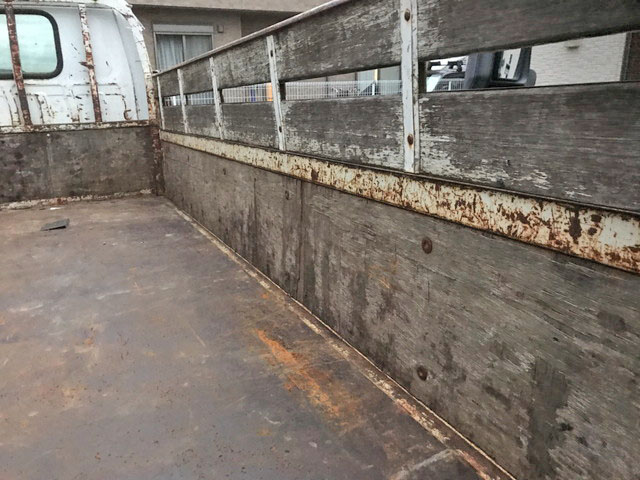 いすゞエルフ平ボディ小型（2t・3t）[写真08]