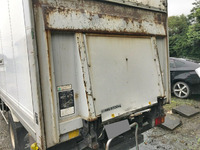 いすゞエルフアルミバン小型（2t・3t）[写真10]