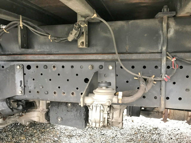 いすゞエルフアルミバン小型（2t・3t）[写真20]