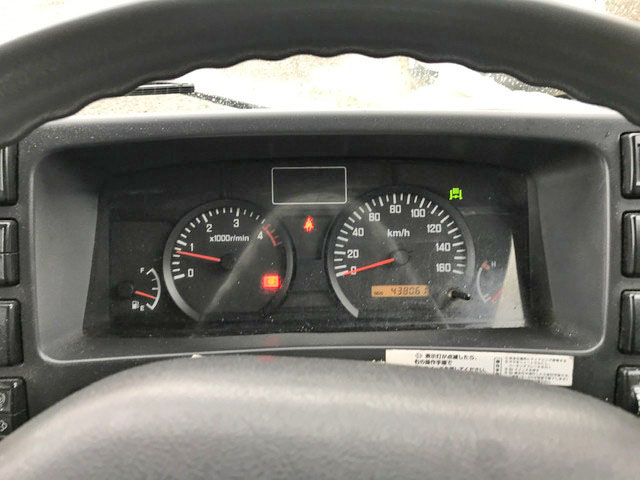 いすゞエルフアルミバン小型（2t・3t）[写真28]