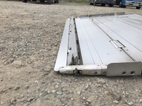 いすゞエルフ冷凍車（冷蔵車）小型（2t・3t）[写真19]