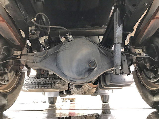 いすゞエルフ冷凍車（冷蔵車）小型（2t・3t）[写真25]