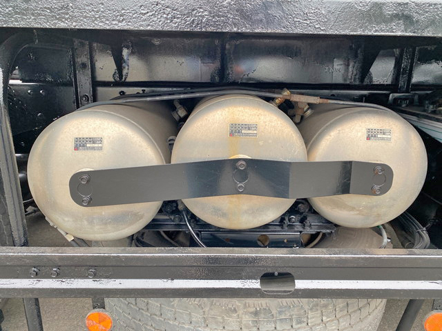 三菱ふそうスーパーグレートトレーラーヘッド（トラクターヘッド）大型（10t）[写真15]