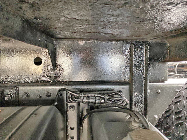 三菱ふそうスーパーグレートトレーラーヘッド（トラクターヘッド）大型（10t）[写真20]