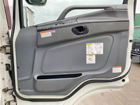 三菱ふそうスーパーグレートトレーラーヘッド（トラクターヘッド）大型（10t）[写真28]