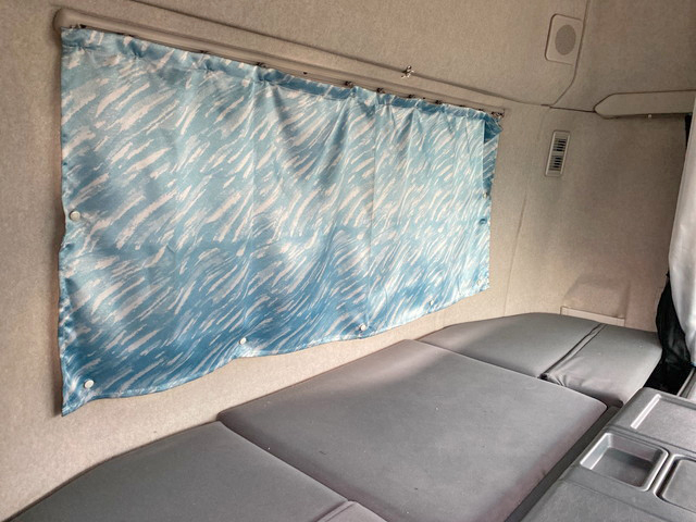 三菱ふそうスーパーグレートトレーラーヘッド（トラクターヘッド）大型（10t）[写真34]