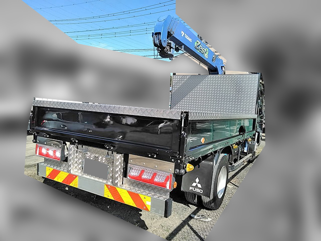 三菱ふそうキャンタークレーン4段小型（2t・3t）[写真03]