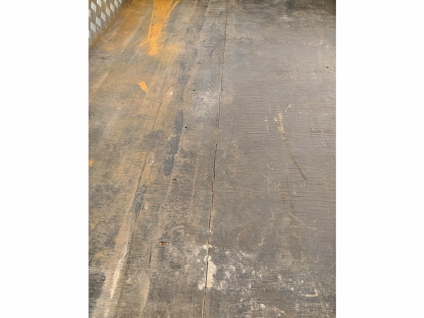 三菱ふそうキャンタークレーン4段小型（2t・3t）[写真06]