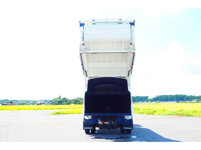日野レンジャーパッカー車（塵芥車）中型（4t）[写真12]