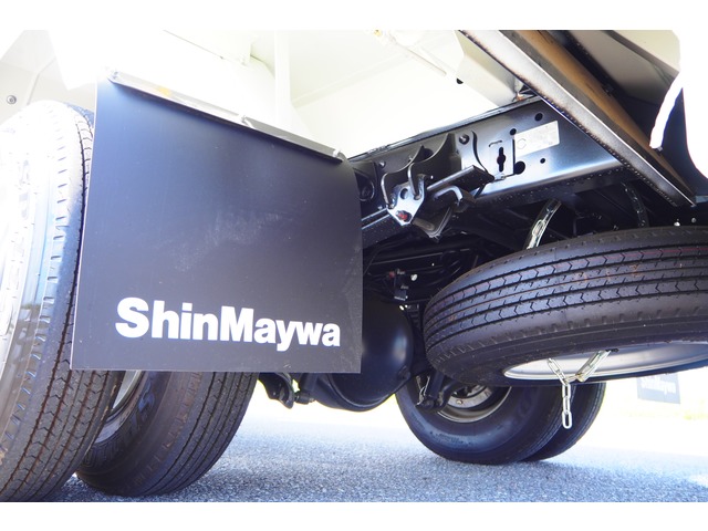 日野レンジャーパッカー車（塵芥車）中型（4t）[写真22]