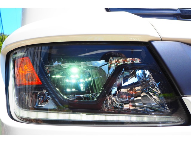 日野レンジャーパッカー車（塵芥車）中型（4t）[写真39]