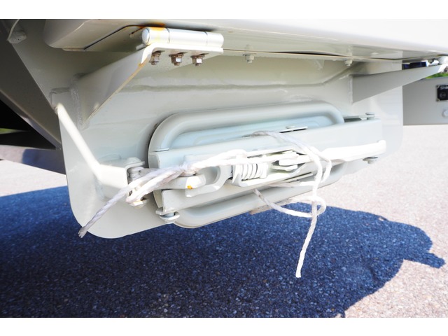 日野レンジャーパッカー車（塵芥車）中型（4t）[写真06]