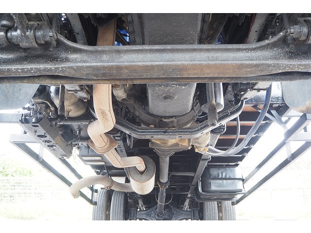 いすゞフォワードセルフクレーン4段中型（4t）[写真10]