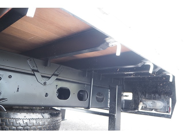 いすゞフォワードセルフクレーン4段中型（4t）[写真13]