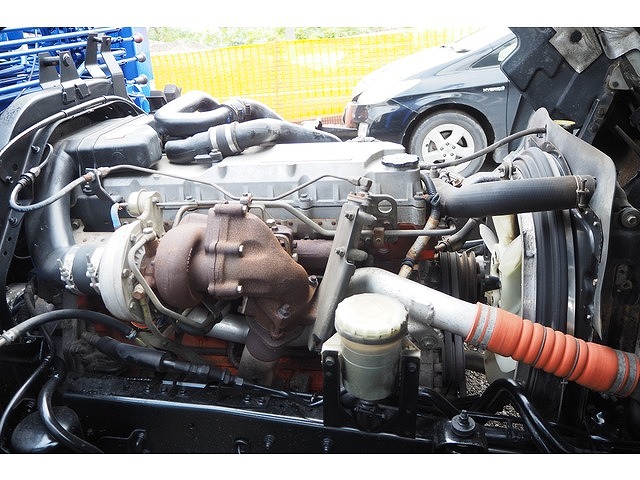 いすゞフォワードセルフクレーン4段中型（4t）[写真17]