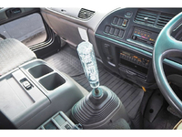 いすゞフォワードセルフクレーン4段中型（4t）[写真25]