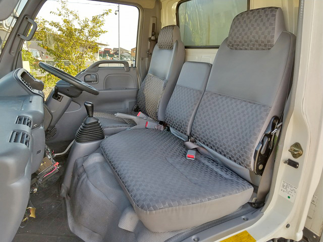 マツダタイタン冷凍車（冷蔵車）小型（2t・3t）[写真32]