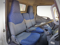 三菱ふそうキャンターアルミバン小型（2t・3t）[写真32]