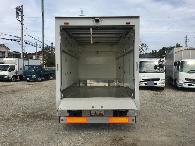 いすゞエルフパネルバン小型（2t・3t）[写真11]
