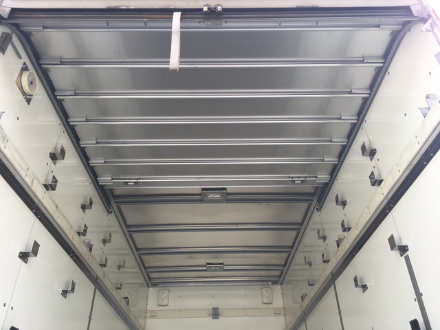 いすゞエルフパネルバン小型（2t・3t）[写真14]