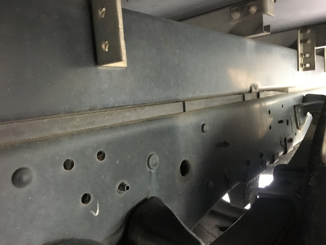 いすゞエルフパネルバン小型（2t・3t）[写真19]