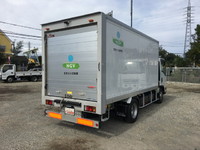 いすゞエルフパネルバン小型（2t・3t）[写真02]
