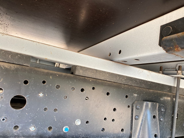 トヨタトヨエース平ボディ小型（2t・3t）[写真24]