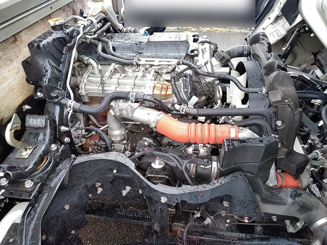 三菱ふそうキャンタークレーン付小型（2t・3t）[写真27]