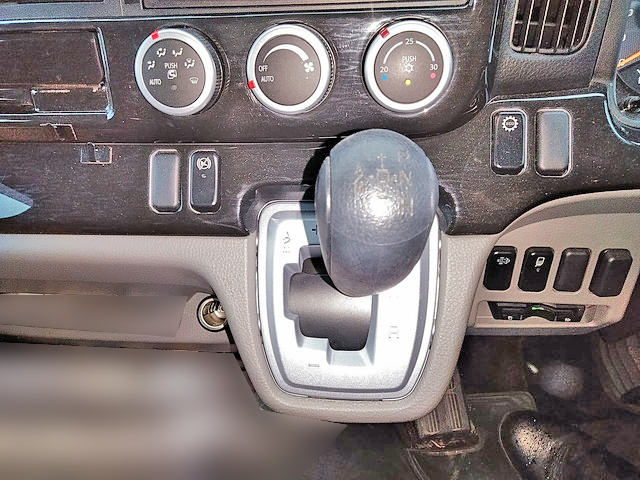 三菱ふそうキャンタークレーン付小型（2t・3t）[写真34]